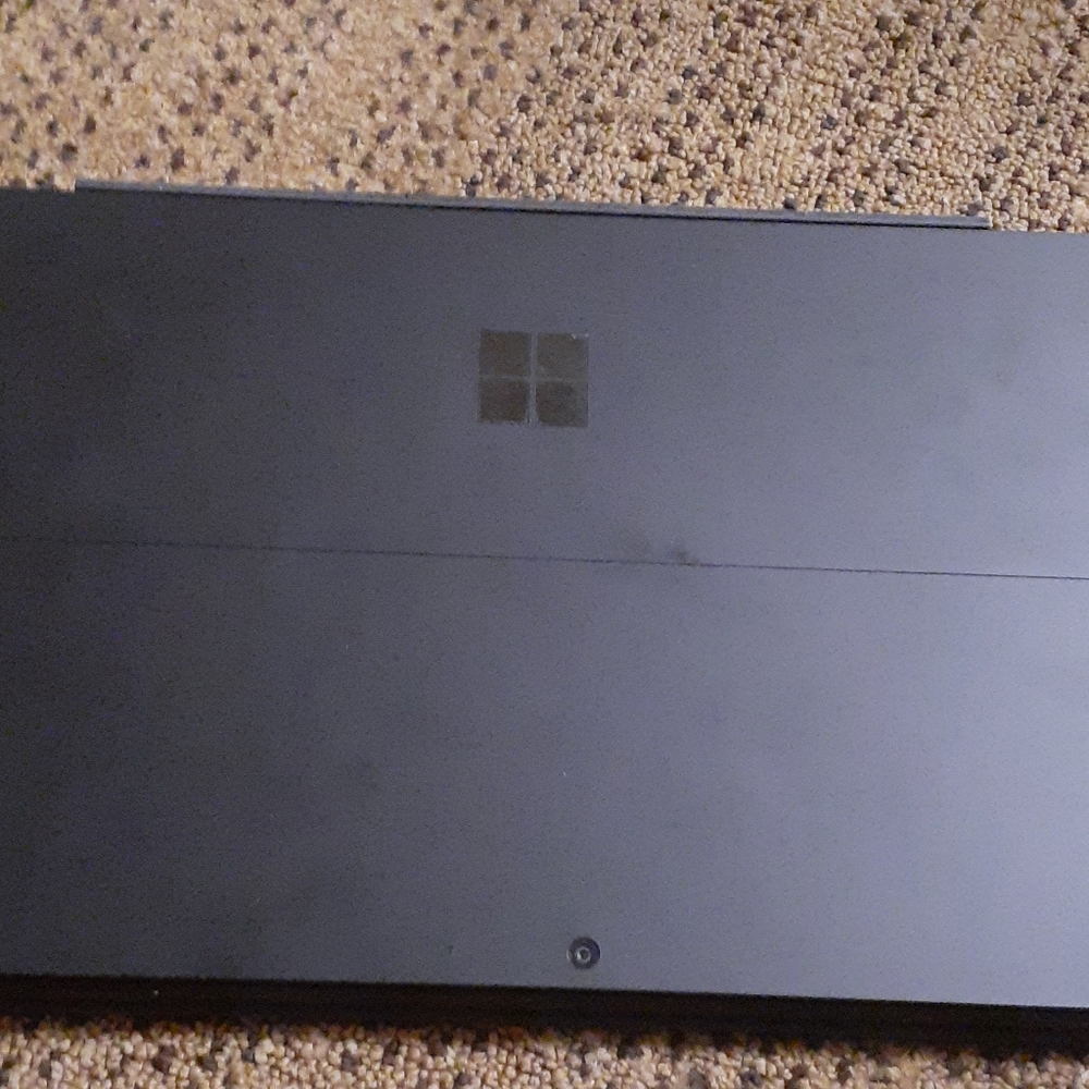 Surface pro 7